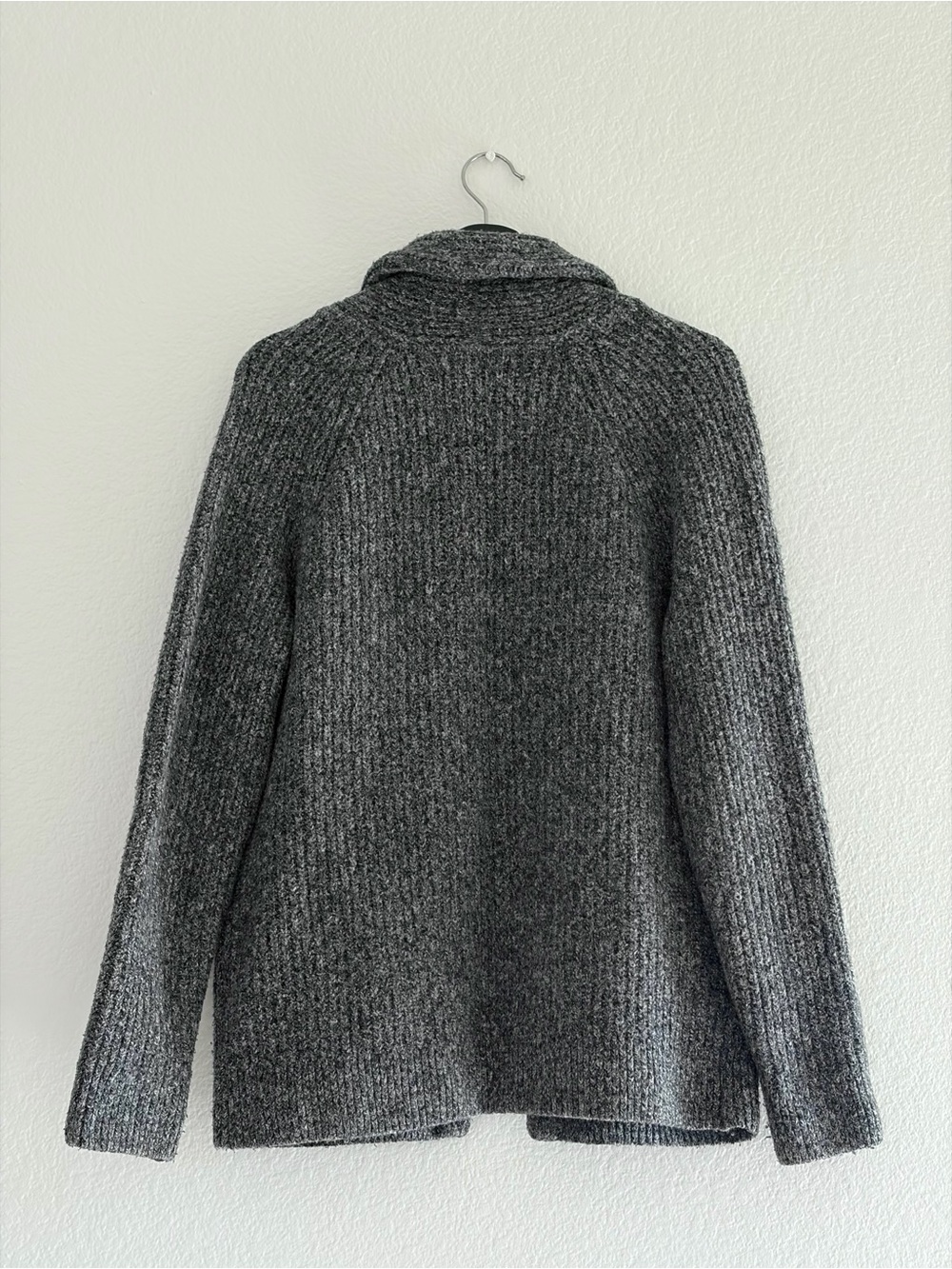 Abercrombie & Fitch Gray Knit
Cardigan Sweater - Picture 3 of 3